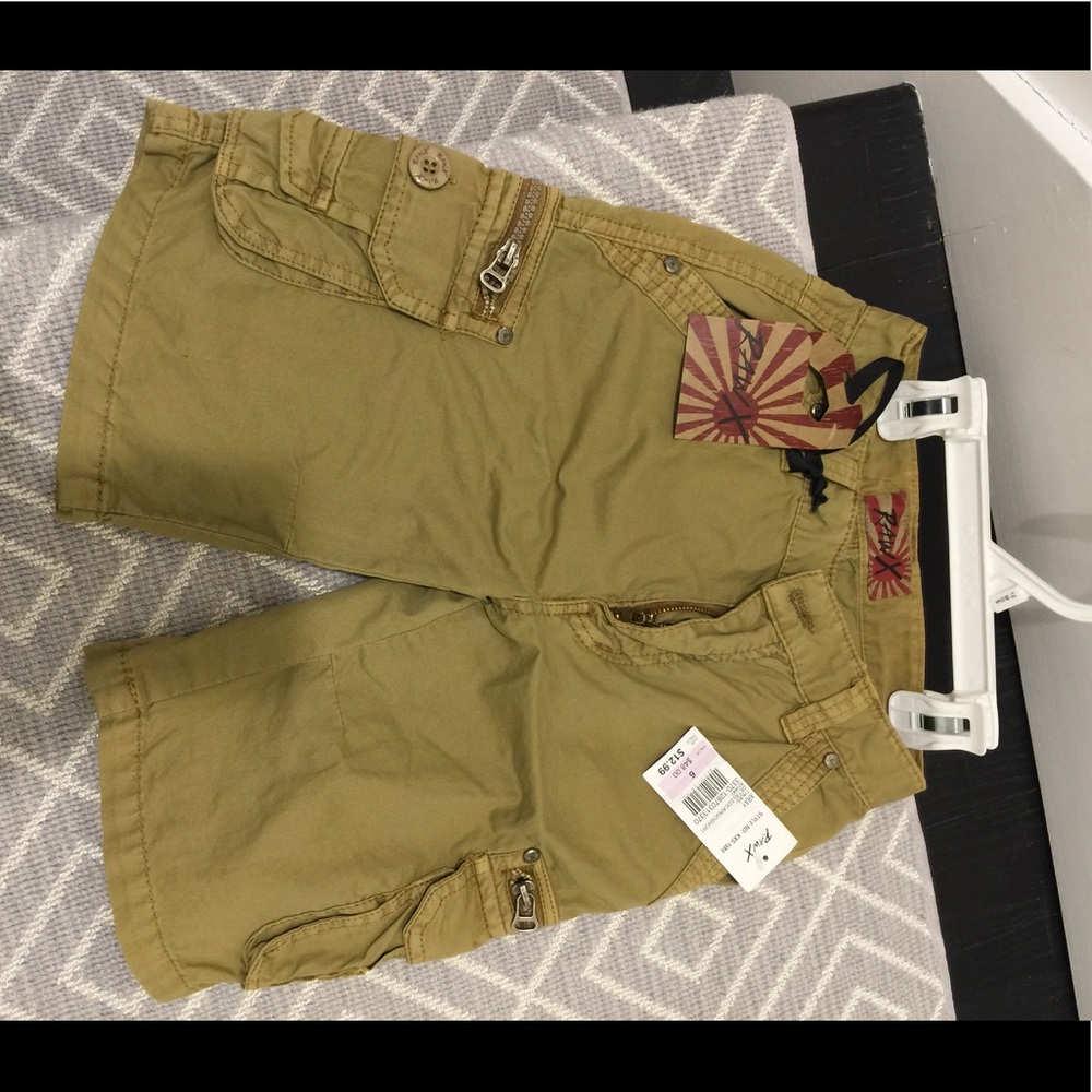 NWT boys Raw X shorts cargo style- tan